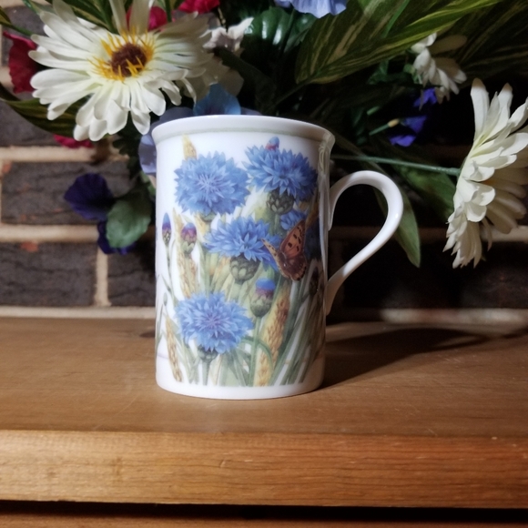 Avon Other - 1997 Avon coffee cup
